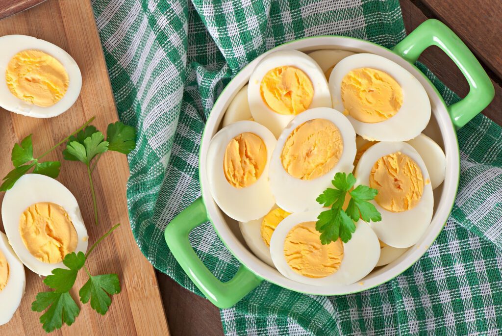 Boiled eggs – freepik Boiled eggs – freepik