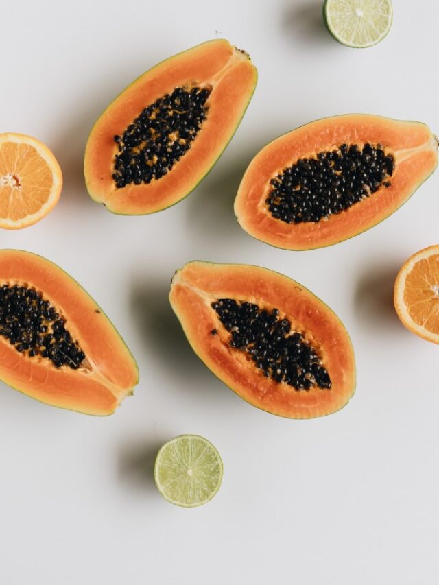 Discover 7 benefits that consuming papaya brings to your health.